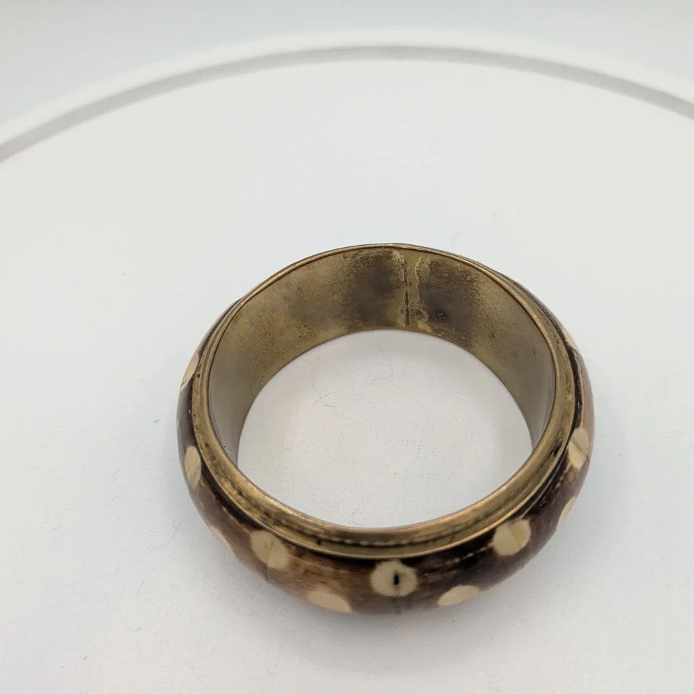 Vintage Brass Bangle‎ Bracelet Inlaid Batik Bone Polka Dot Boho Ethnic 7.5